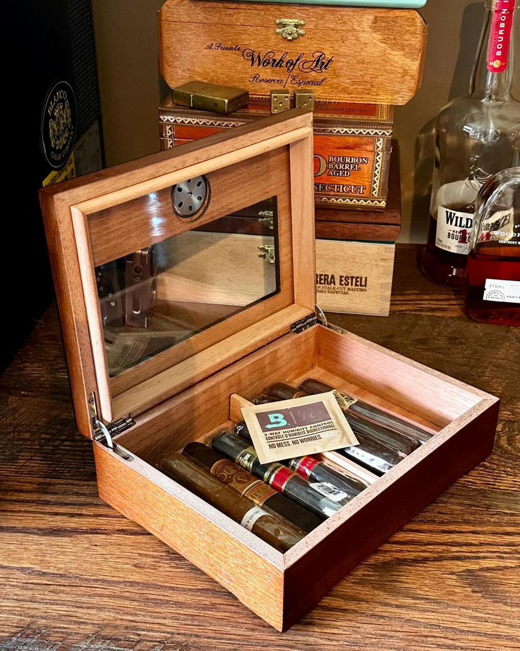 Glass-Top Desktop Humidor — 25 Count